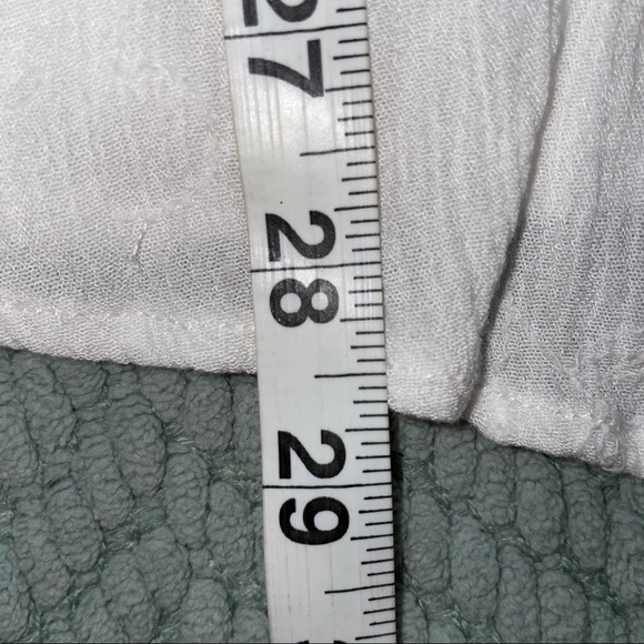 Ruby & Jenna No-Shoulder White Shorts Romper - Picture 11 of 12